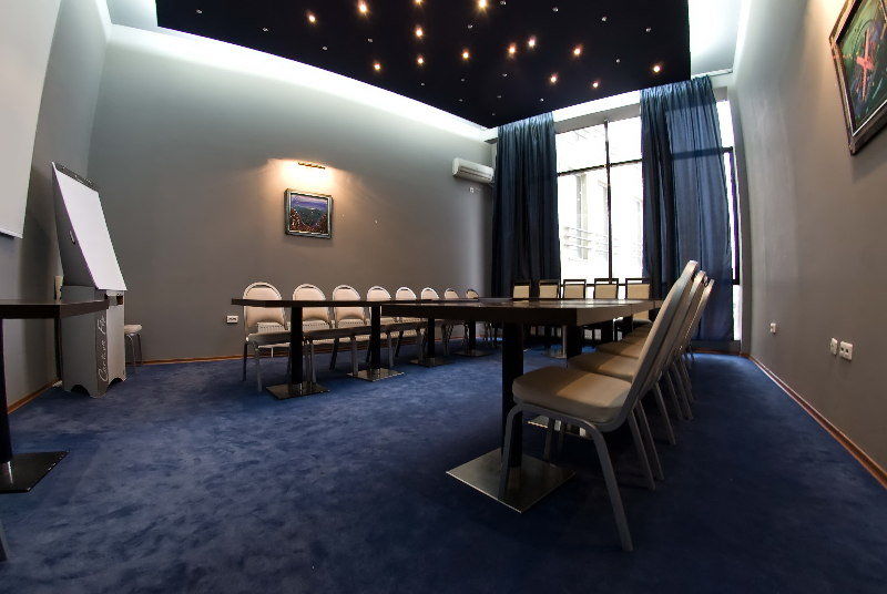 Hotel Seven Cluj-Napoca Extérieur photo