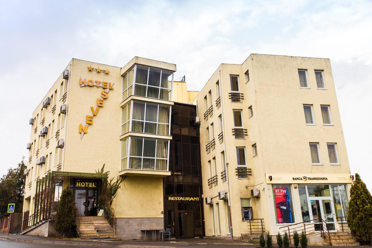 Hotel Seven Cluj-Napoca Extérieur photo